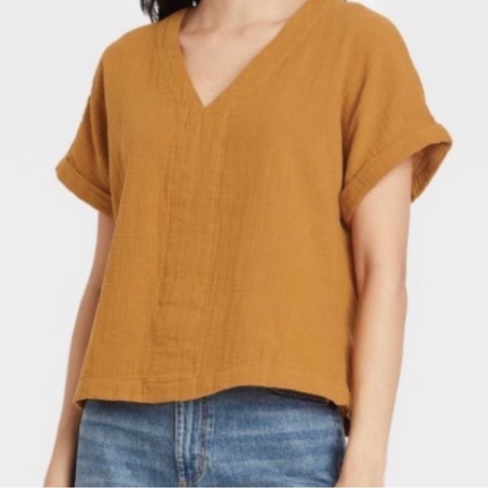 Universal Thread Mustard Yellow Top